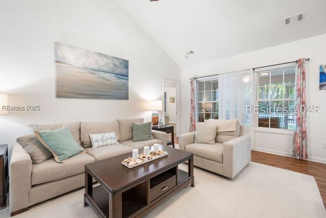 218 Lake Linden Dr, Bluffton, SC 29910