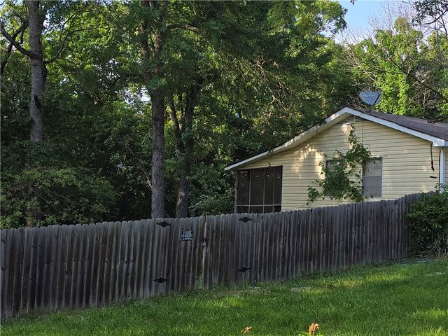 121 E Elm Street, Diamond City, AR 72644