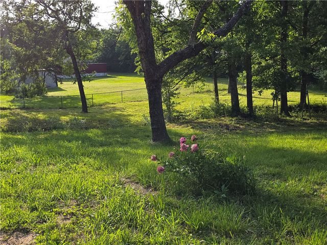 121 E Elm Street, Diamond City, AR 72644