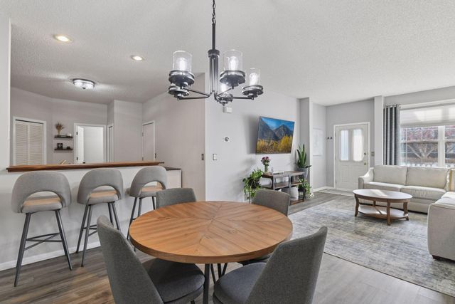 11708 85th Place N, Maple Grove, MN 55369