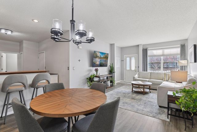 11708 85th Place N, Maple Grove, MN 55369