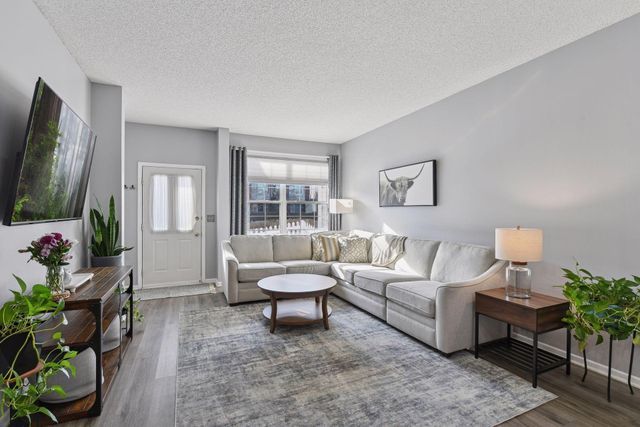 11708 85th Place N, Maple Grove, MN 55369