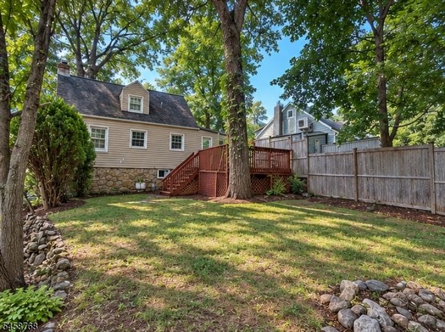 11 Skytop Rd, Hopatcong Boro, NJ 07821