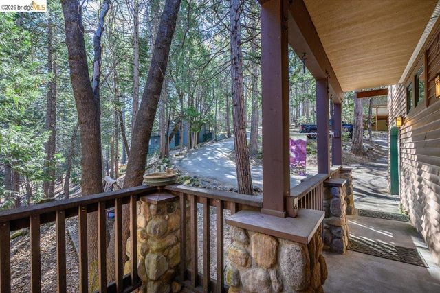 23160 Mark Twain Dr, Twain Harte, CA 95383