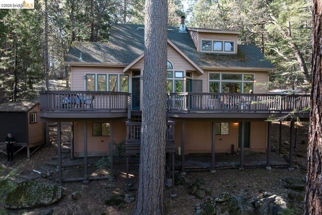 23160 Mark Twain Dr, Twain Harte, CA 95383