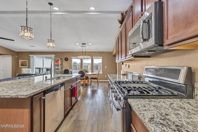 148 Snake Road, Dayton, NV 89403