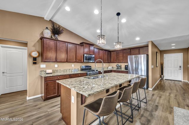 148 Snake Road, Dayton, NV 89403