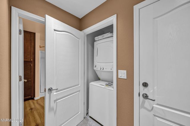 148 Snake Road, Dayton, NV 89403