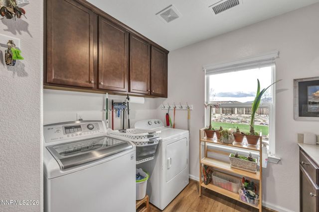 148 Snake Road, Dayton, NV 89403