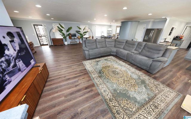 1 LAUREL SPRINGS ROAD, Anniston, AL 36207