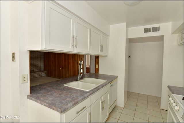 10601 Josie Place, El Paso, TX 79924