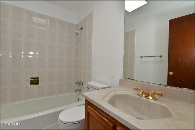 10601 Josie Place, El Paso, TX 79924