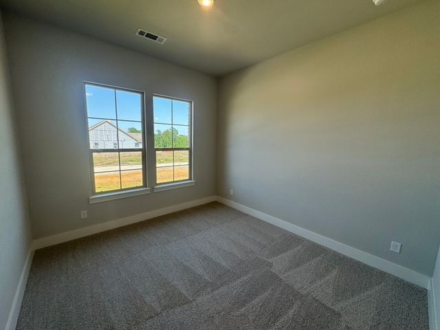 711 Water Side Drive, Van Alstyne, TX 75495