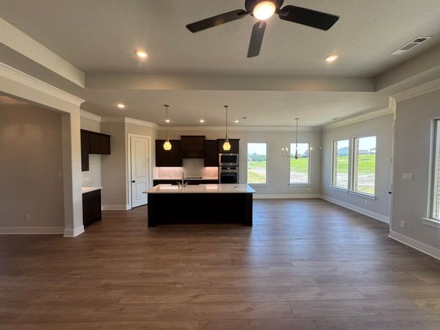 711 Water Side Drive, Van Alstyne, TX 75495