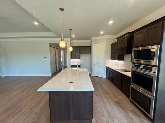 711 Water Side Drive, Van Alstyne, TX 75495