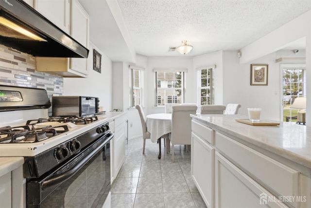 253 Nebula Road, Piscataway, NJ 08854