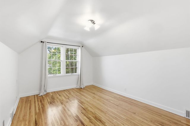 3521 Glenhurst Avenue, Saint Louis Park, MN 55416
