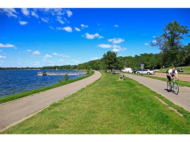 3521 Glenhurst Avenue, Saint Louis Park, MN 55416
