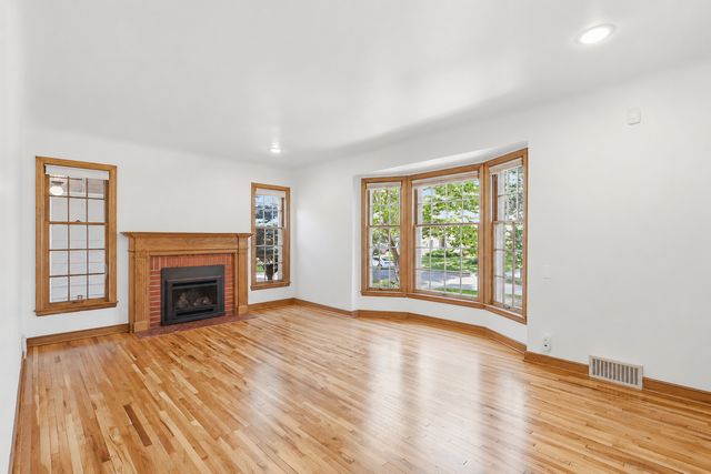 3521 Glenhurst Avenue, Saint Louis Park, MN 55416