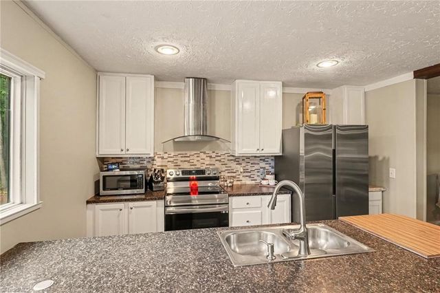 156 Yellow Poplar Lane, Lexington, NC 27295