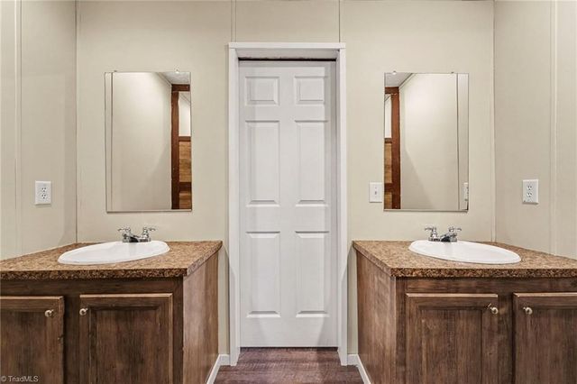 156 Yellow Poplar Lane, Lexington, NC 27295
