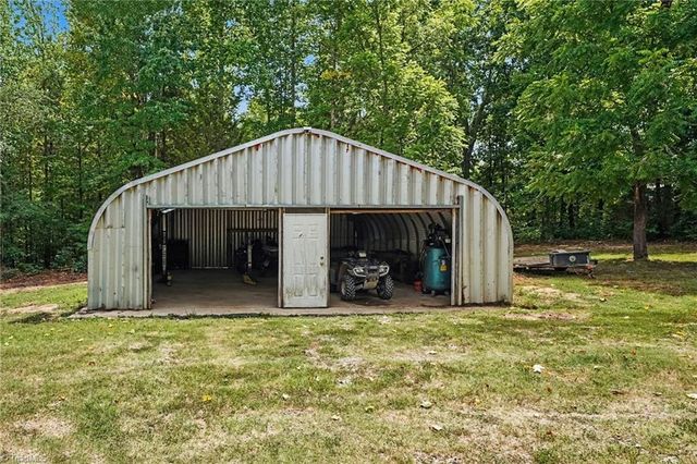 156 Yellow Poplar Lane, Lexington, NC 27295