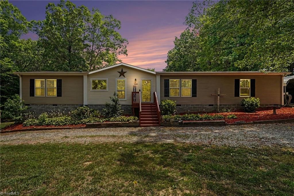 156 Yellow Poplar Lane, Lexington, NC 27295