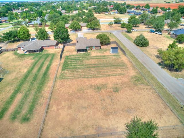 524 NE Antelope Street, Piedmont, OK 73078
