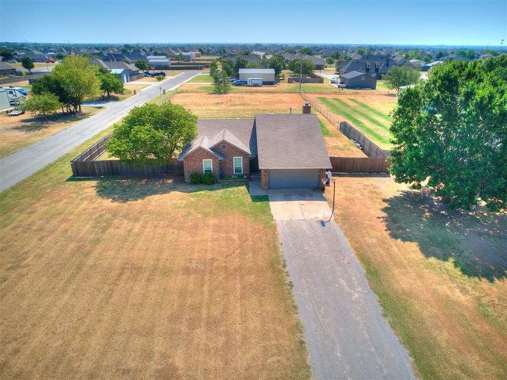 524 NE Antelope Street, Piedmont, OK 73078
