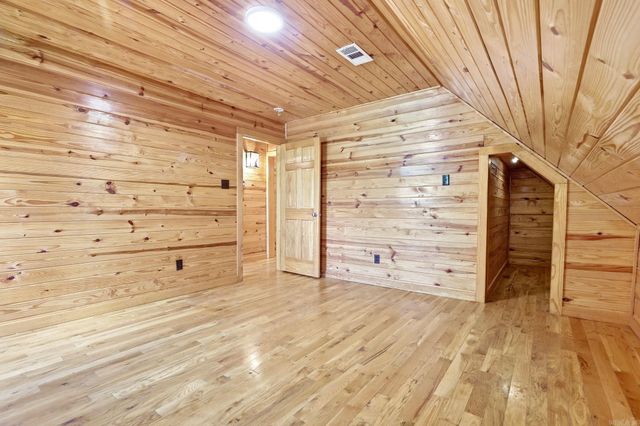18500 Vimy Ridge Road, Alexander, AR 72002