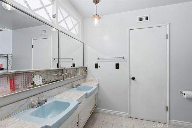 20727 Germain, Chatsworth, CA 91311