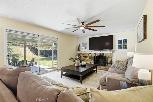 20727 Germain, Chatsworth, CA 91311