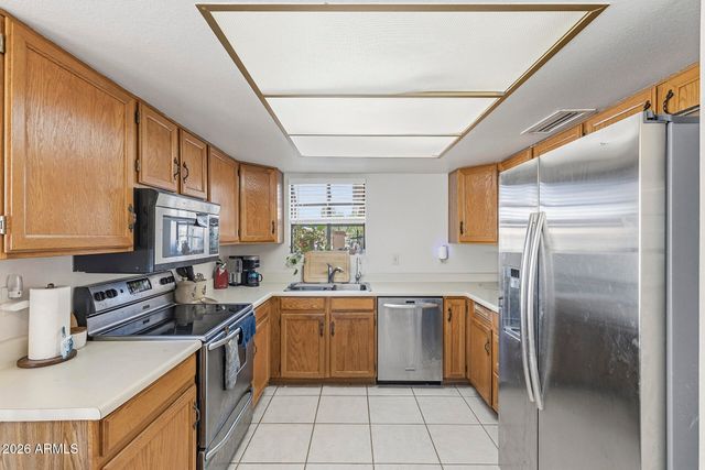 12238 S SHOSHONI Drive, Phoenix, AZ 85044