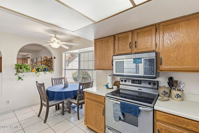 12238 S SHOSHONI Drive, Phoenix, AZ 85044