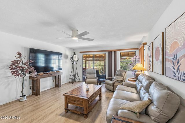 12238 S SHOSHONI Drive, Phoenix, AZ 85044