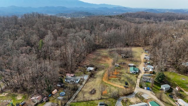 225 Duncan Lane, Bristol, TN 37620