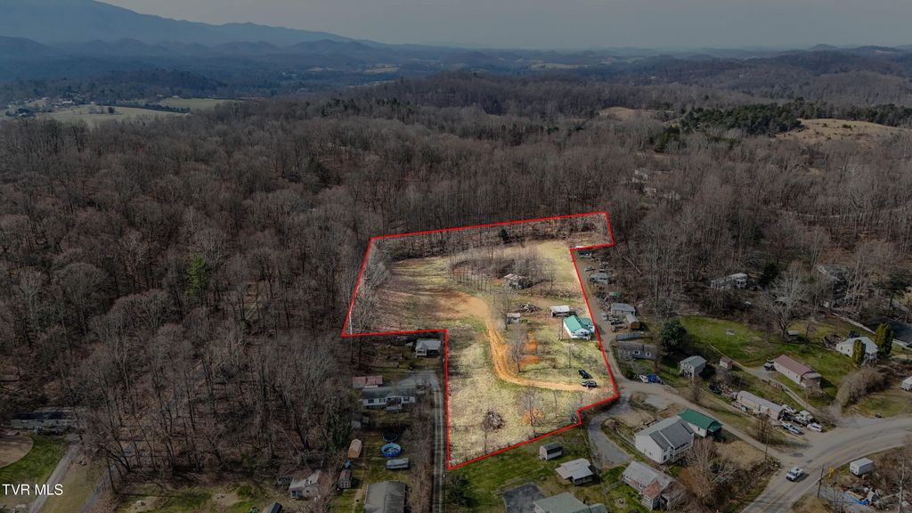 225 Duncan Lane, Bristol, TN 37620