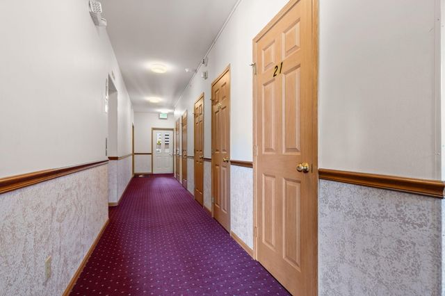 2035 W 75th Place 21, Merrillville, IN 46410