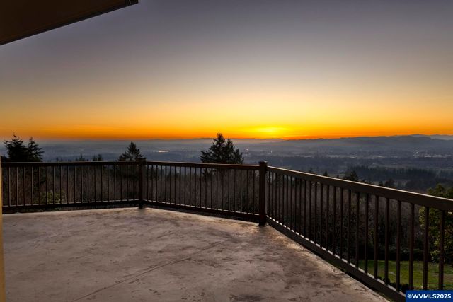 11925 NE Lauren Ln, Newberg, OR 97132