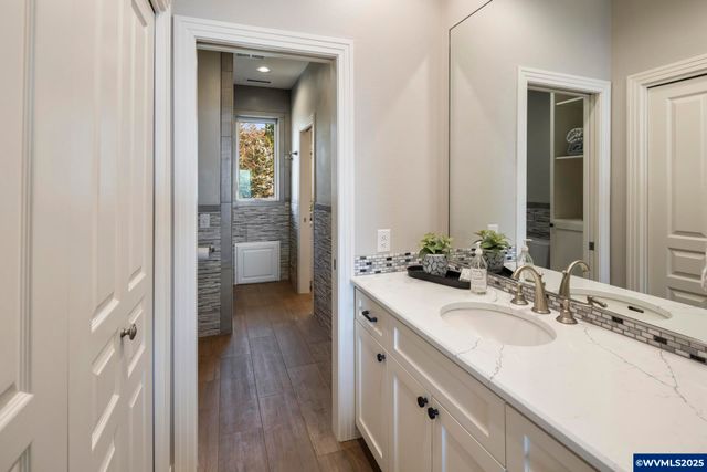 11925 NE Lauren Ln, Newberg, OR 97132