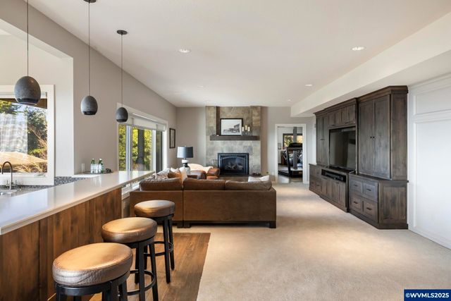 11925 NE Lauren Ln, Newberg, OR 97132