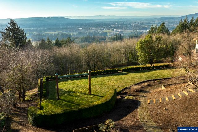 11925 NE Lauren Ln, Newberg, OR 97132