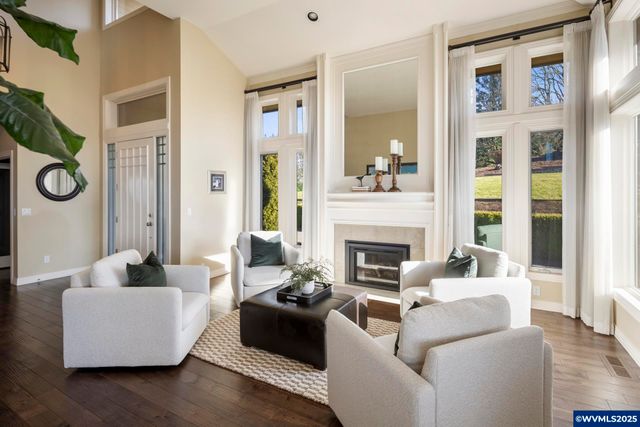 11925 NE Lauren Ln, Newberg, OR 97132