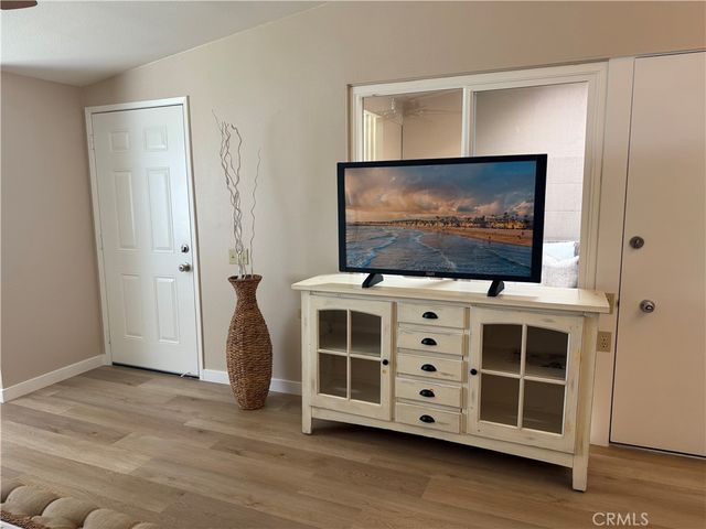 1260 Northwood Rd. 7-164H, Seal Beach, CA 90740