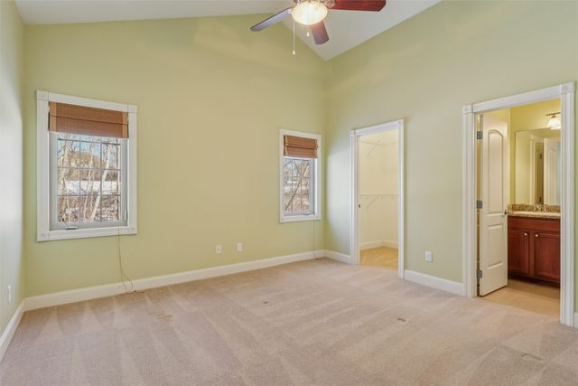 645 65th Place 165, West Des Moines, IA 50266