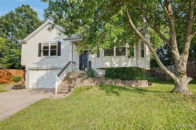 119 Aspencade Circle, St Peters, MO 63376