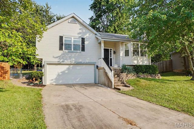 119 Aspencade Circle, St Peters, MO 63376