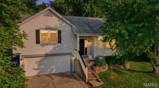 119 Aspencade Circle, St Peters, MO 63376