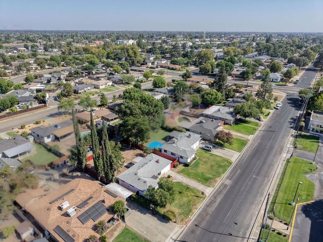53 N Dewitt Avenue, Clovis, CA 93612