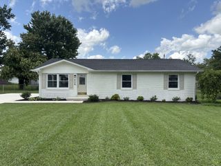 408 Hoffman St, Lawrenceburg, TN 38464
